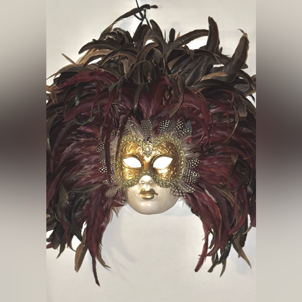 Hand Painted Venetian Italian Carnival masquerade Feathers Mask